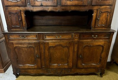 Important Buffet A 2 Corps époque Louis XV En Chêne Massif