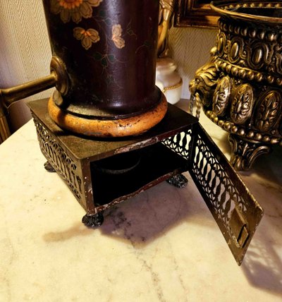 Fontaine à Thé En Tôle Peinte XIXème