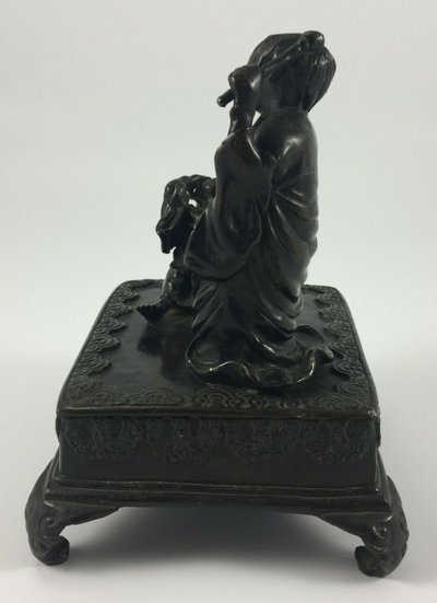 Bronze Japon patine chocolatée sorcière jeteuse de sorts XIXe