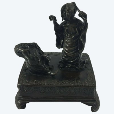 Bronze Japon patine chocolatée sorcière jeteuse de sorts XIXe