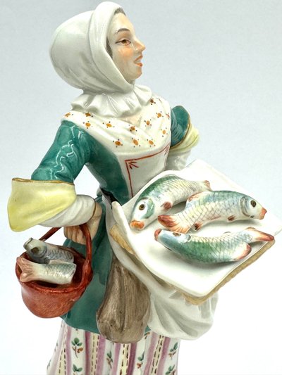 Meissen - Les Cris De Paris, Vendeuse De Poisson