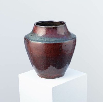 Vase en grès à couverte sang-de-boeuf - Eugène lion