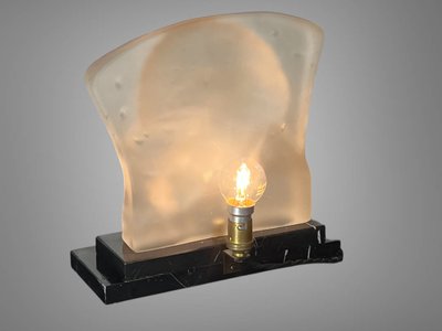 ART DECO PERIOD LAMP IN GLASS PASTE ON MARBLE BASE "WOMAN'S FACE"