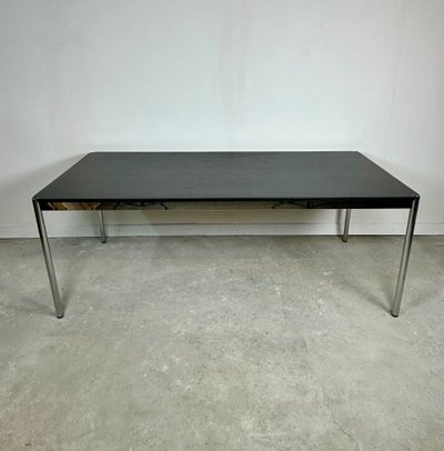 Table USM Haller T59 stratifié noir et acier chromé