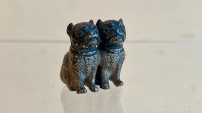 Petit bronze de Vienne aux carlins, XIXe siècle 