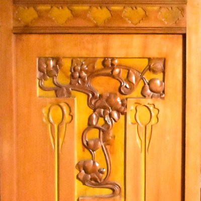 Crédence Art Nouveau italienne inspirée par Raimondo D'Aronco