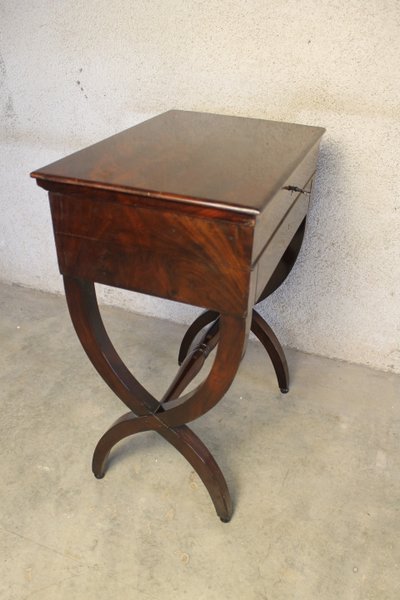 Work table, work table, small side table in mahogany, Empire style, 19th century