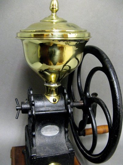 Large Lefévre & Lebrun d'Estaminet Countertop Coffee Grinder.