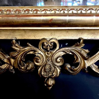 Spiegel aus vergoldetem Holz und Stuck im Rocaille-Stil Louis XV
