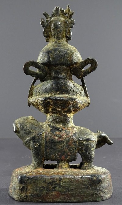 Chine, Dynastie Ming, Fin Du XIVème-début Du XVème, Statuette En Bronze De Majushri Sur Un Lion.