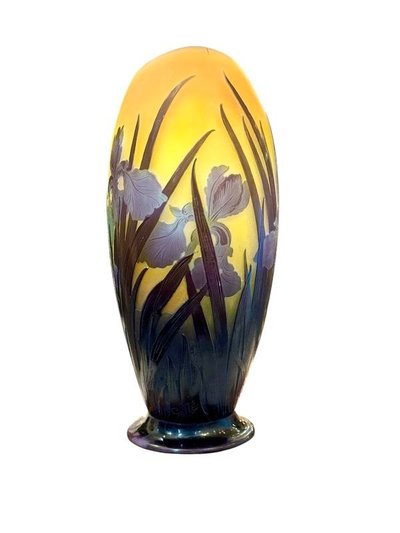 Emile Gallé Vase "Aux Iris""