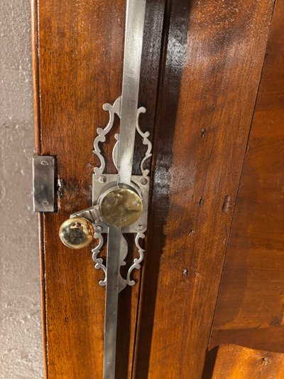  Mobiletto in noce del XIX secolo