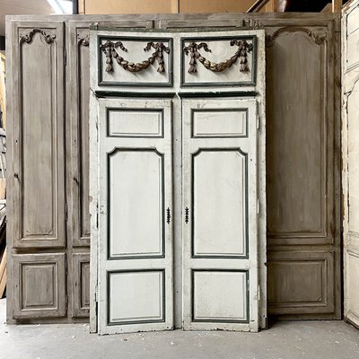 Curved Closet Front