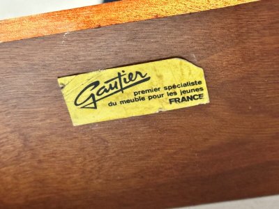 Cassettiera marina in teak impiallacciato Gautier France 1960