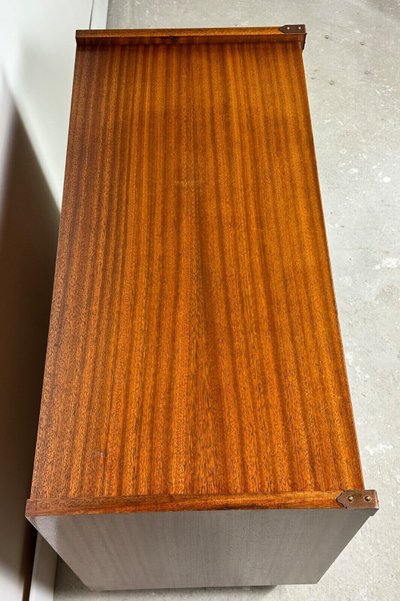 Cassettiera marina in teak impiallacciato Gautier France 1960