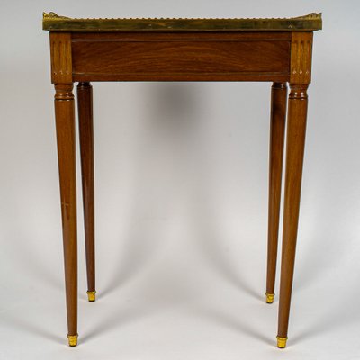 Isac Simon Rebour Kleiner Couchtisch aus Mahagoni und Marmor im Louis XVI-Stil, ca. 1780-1790