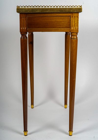 Isac Simon Rebour Kleiner Couchtisch aus Mahagoni und Marmor im Louis XVI-Stil, ca. 1780-1790