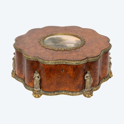 Coffret à bijoux ancien, France, XIXe siècle.