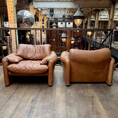 Paar Cassina-Sessel