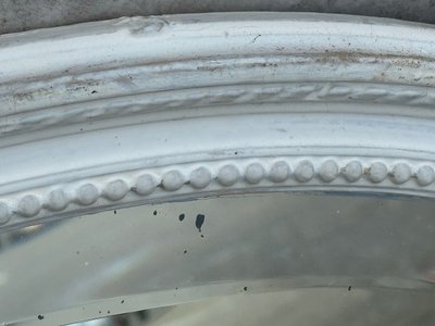 Miroir ovale peint