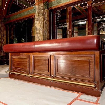 Mobile bar in mogano massello con finiture in ottone e marmo