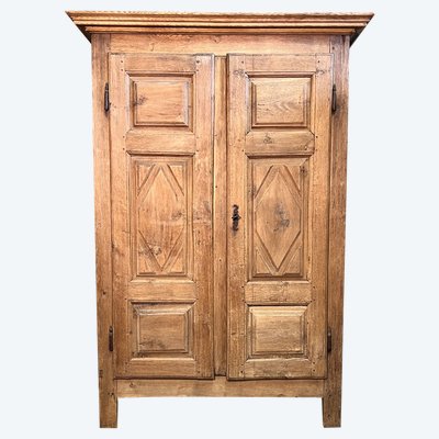 Armoire en châtaignier 1700