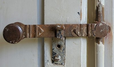7 spagnolette antiche da un castello del XVIII secolo datato 1720 in ferro battuto porte cremonesi in ferro battuto