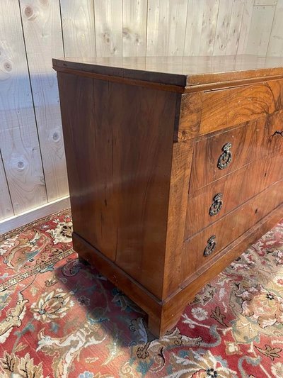 Commode époque Louis Philippe en noyer 