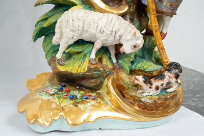 Paire de Vases ancienne en porcelaine Naples (Capodimonte) XIXe siècle.