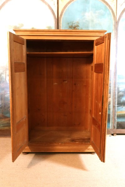 Armoire en pitchpin style bambou