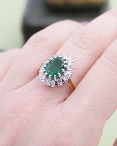 Smaragd-Diamantring 2,61 Karat in 18 Karat Gold, Diamanten im Brillantschliff, Vintage, Sambia