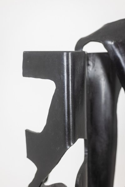 Jean Campa. Scultura verticale in metallo patinato. Anni '80. LS62151309P