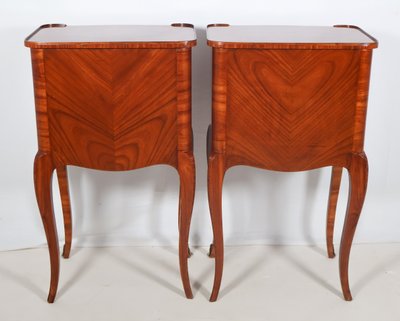 Paire de tables de chevets style Louis XV début XXe siècle 