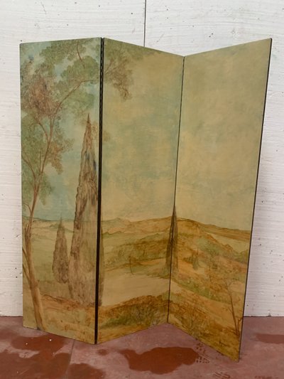 Paravent a trois feuilles peintes XX siècle