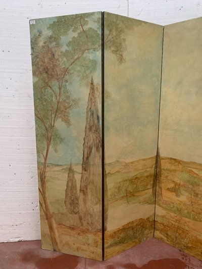 Paravent a trois feuilles peintes XX siècle