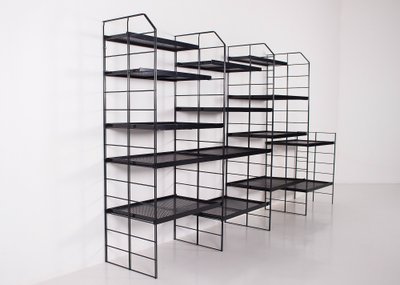 Pilastro style modular shelf