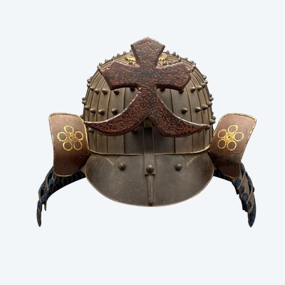 Elmo da guerra chiamato Kabuto e Maedaté tipo O-bashi Suji Bachi Giappone, periodo Edo 1603-1868