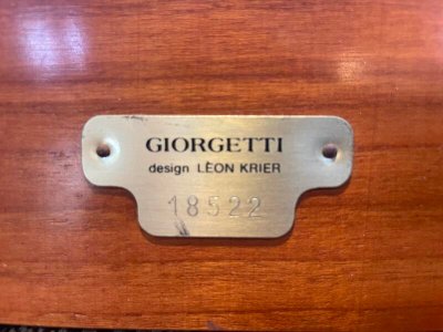 Table basse en merisier Léon Krier pour GIORGETTI