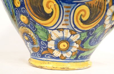 Grande Vaso in Maiolica Ritratti Soldato Maestro Domenico Venezia Italia XVI
