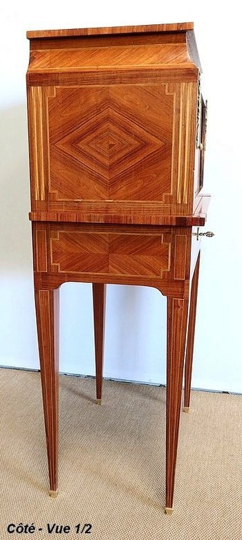 Mobiletto in vari intarsi di legno, stile Luigi XVI - 1900