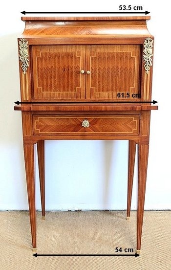 Mobiletto in vari intarsi di legno, stile Luigi XVI - 1900
