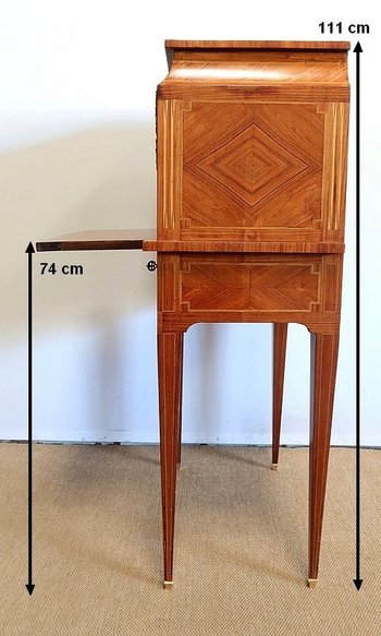 Mobiletto in vari intarsi di legno, stile Luigi XVI - 1900