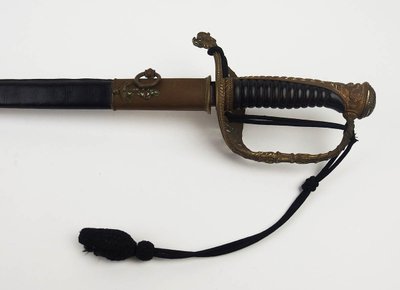 Säbel eines Marineoffiziers
