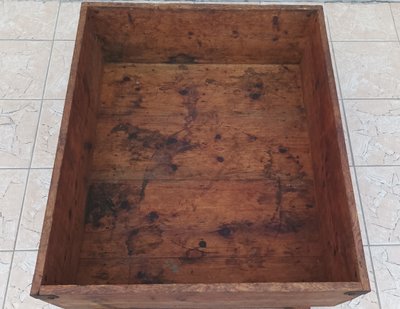Bedeutender Heuschlitten aus Kiefernholz