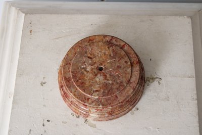  Base circolare in marmo, seconda metà del XIX secolo