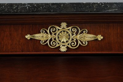 CASSETTIERA E SEGRETARIA CONSOLARE IMPIALLACCIATA IN MOGANO E MOGANO