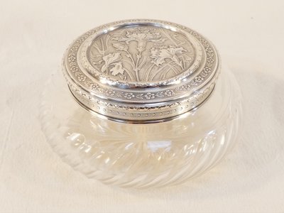 Bomboniera ART NOUVEAU in CRISTALLO e ARGENTO SOLIDO con decorazione IRIS
