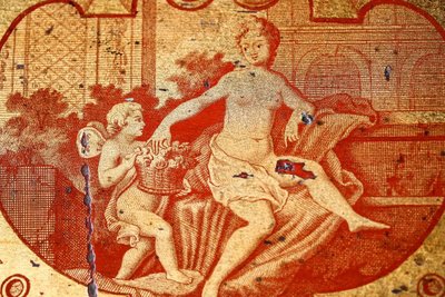 Coppia di scatole da toilette in vernice rossa e oro
