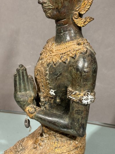Statua in bronzo Thepphanom