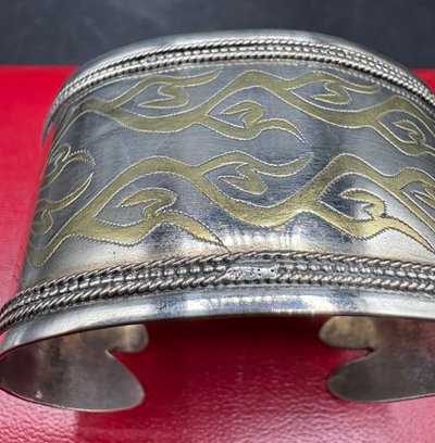 ARMBAND 